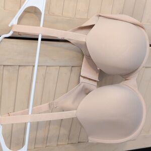 Victoria's Secret Lightly Lined Demi Bra 40DD (E)